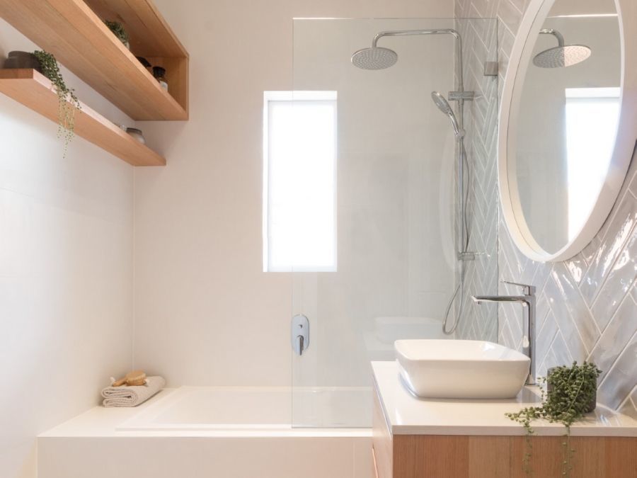 5 Of The Best Shower And Bath, How To Fit A Shower And Bath In Small Bathroom