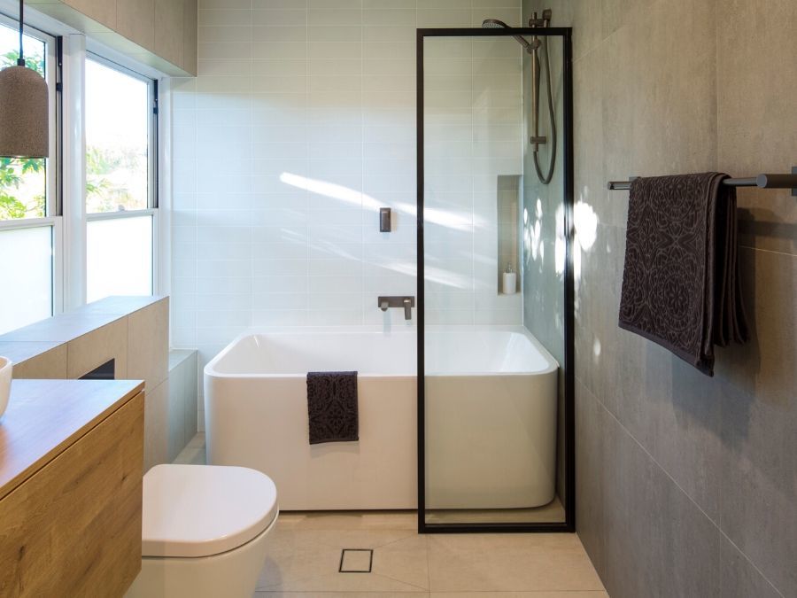 5 Of The Best Shower And Bath Combinations For Family Blueprint - Small Bathroom With Shower And Bathtub