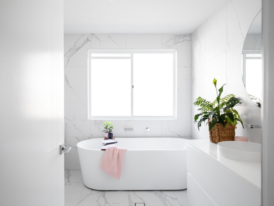 Thinking About Toilet Design? Read This Guide for a Smooth Reno