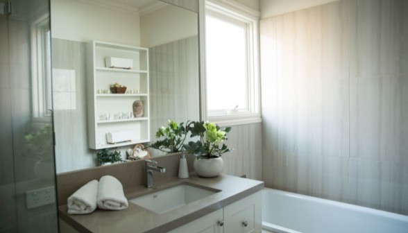 kates bathroom reno FitMaxWzkzMCwzMzZd